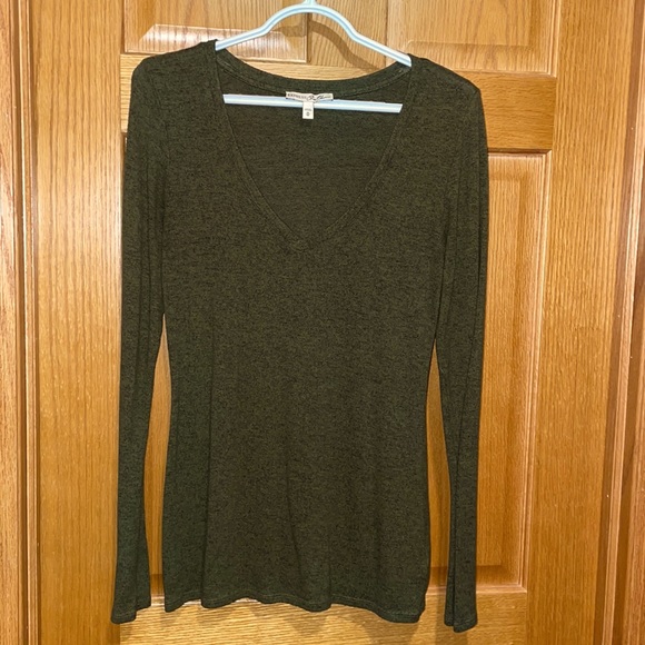 Express V-neck sweater, army green, size M - Picture 1 of 6